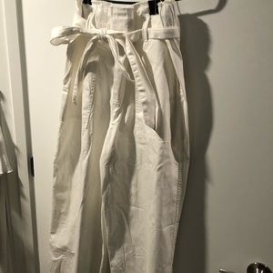 White flare pants, American Eagle. Never worn. XL